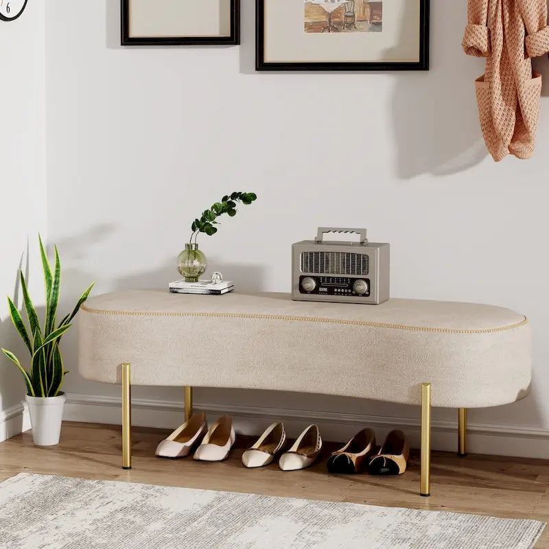 Bank, moderane Ottomane, Bettbank, Flurbank mit goldenen Beinen fürs Wohnzimmer